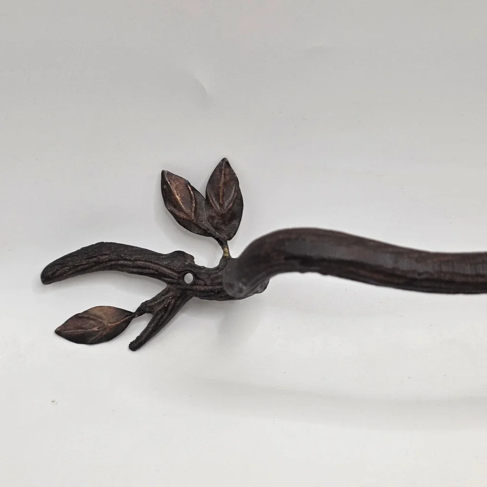 Cast Iron Tree Branch Towel Rack Leaf Accents Rustic Cabin Nature Wall Mount Bar